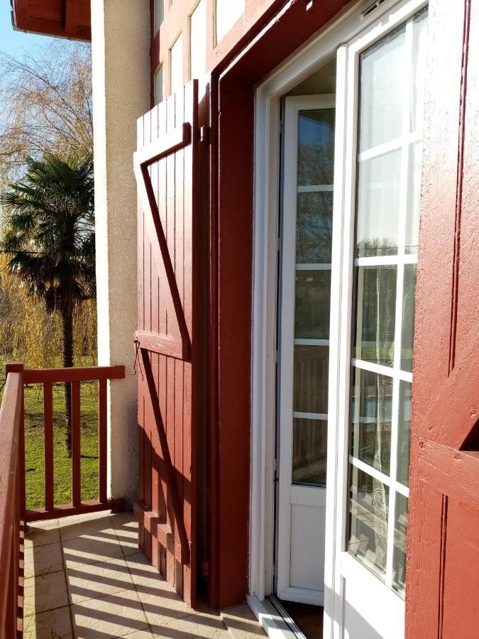 Bed and Breakfast La Metairie De Biaudos Экстерьер фото